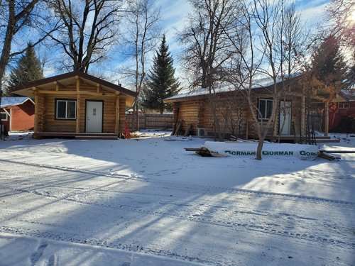 Foothills Motel and Campground