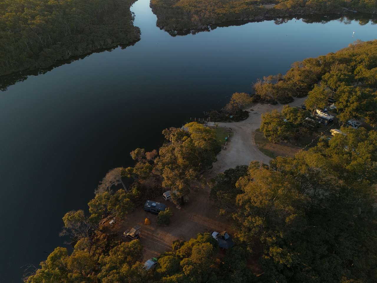Molloy Holiday Park - Nature Awaits