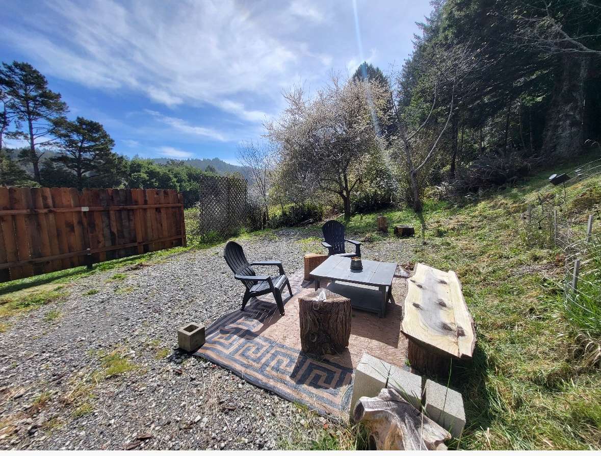 Redwoods Rest Stop
