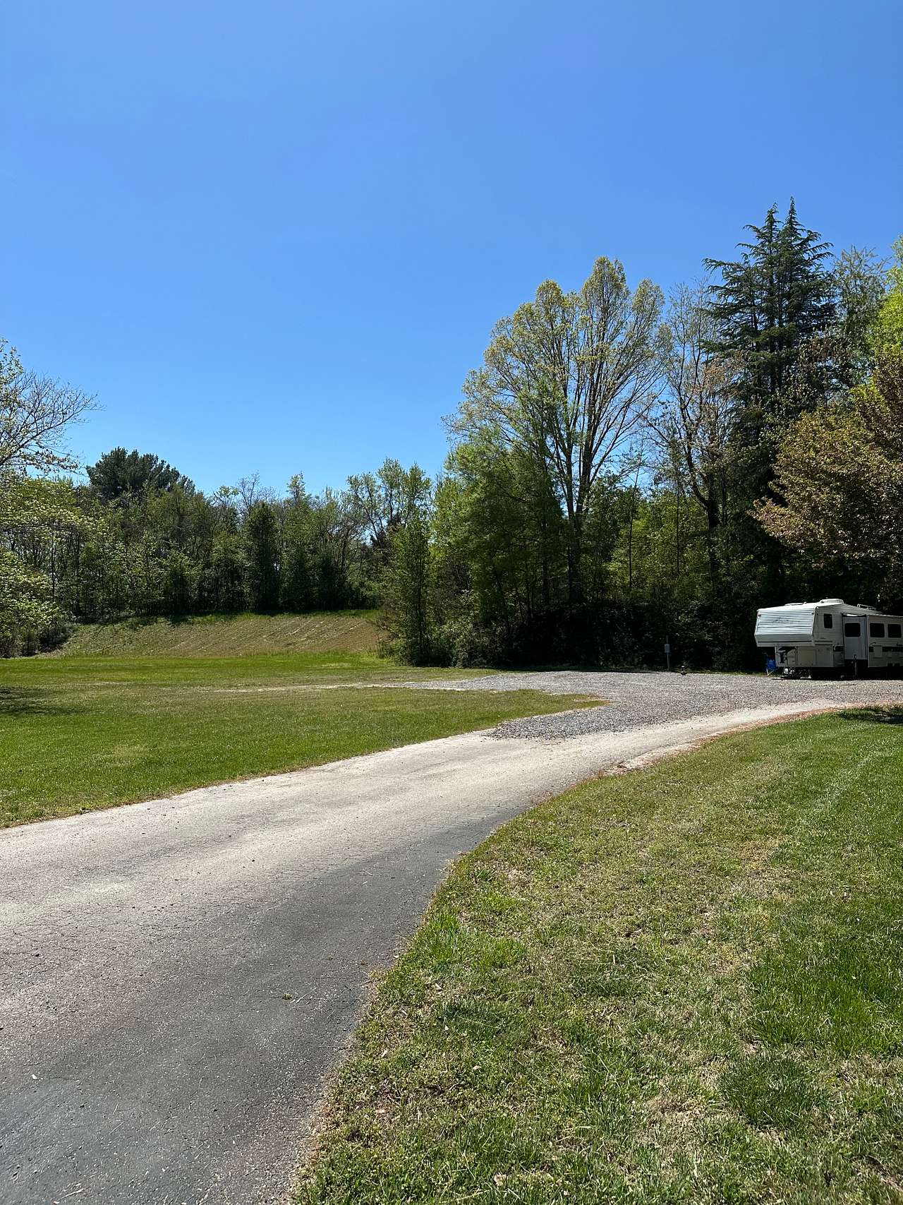 Campsites By Mayberry Inn