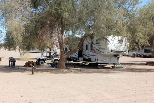 Fisher’s Landing Resort Dry Camp