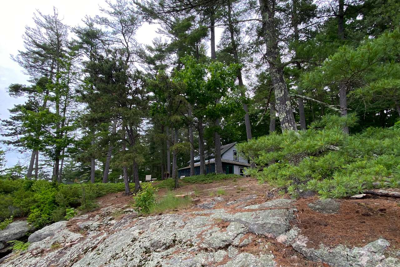 Waterfront Cabin at Paterson Point
