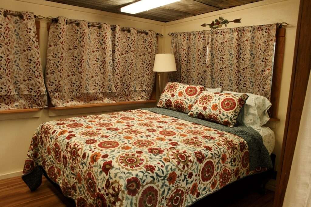 Bland Lake Hideaway