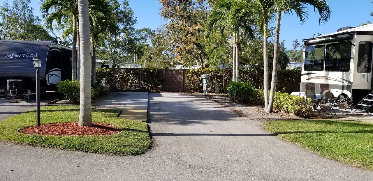 Neapolitan Cove RV Resort