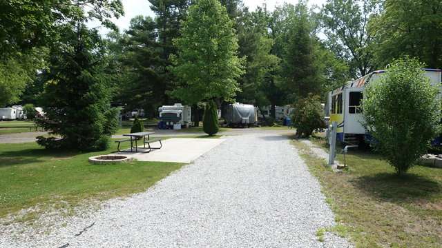 Kamp Across From the Dunes