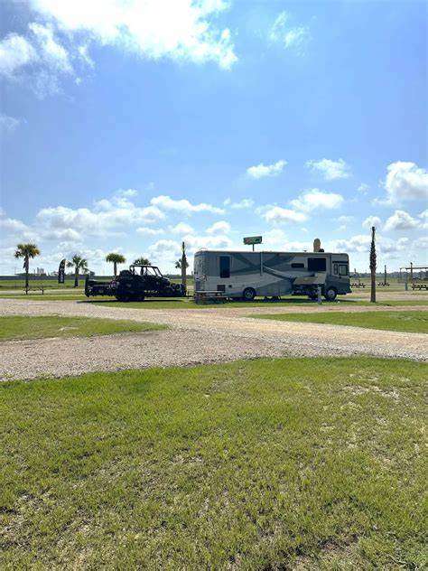 Georgia Peanut RV Park (Carrolls Sausage and Country Store)