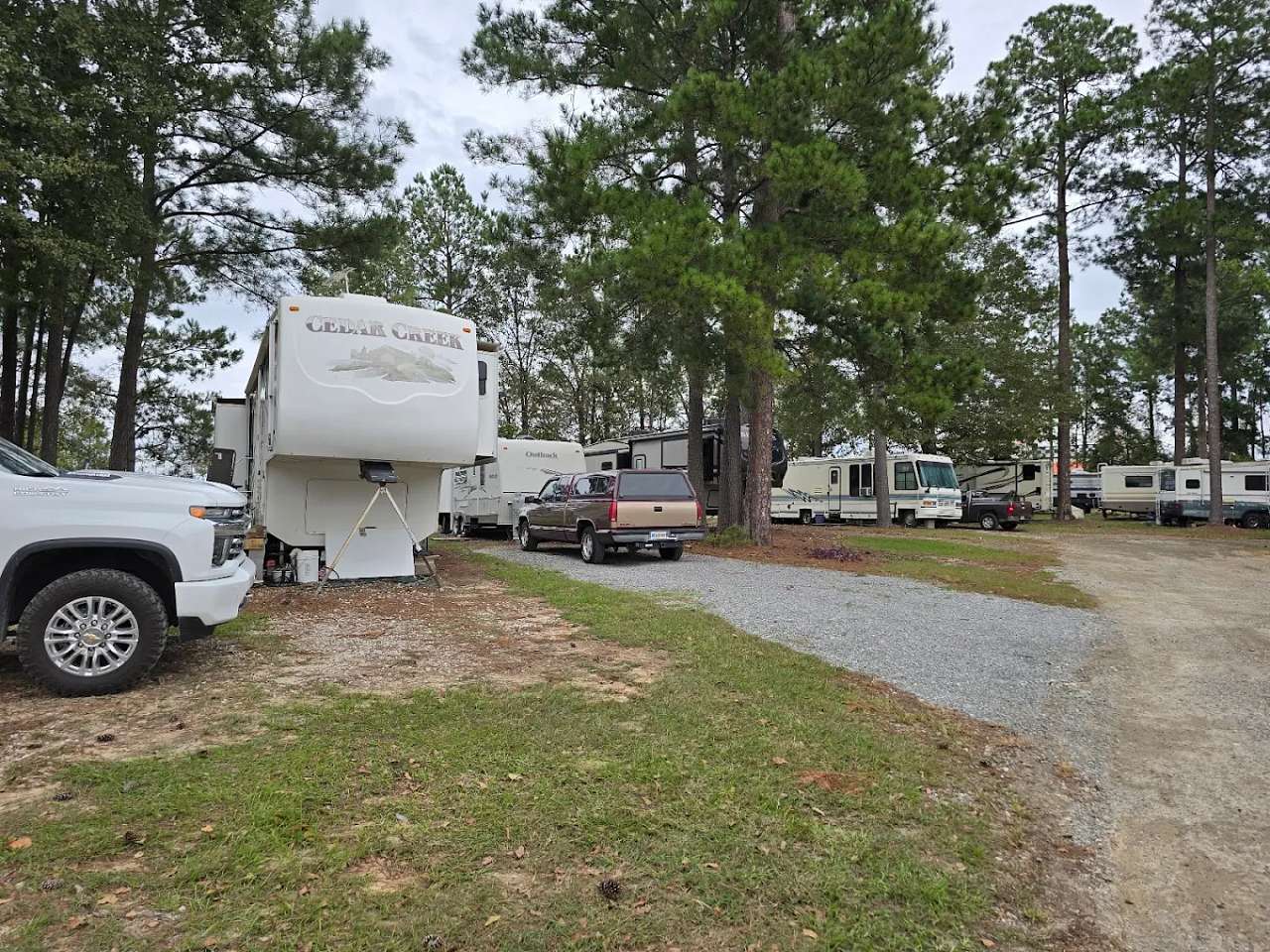 Pines RV Park