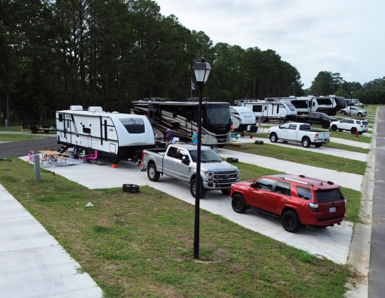 The Lakes RV & Cabin Resort