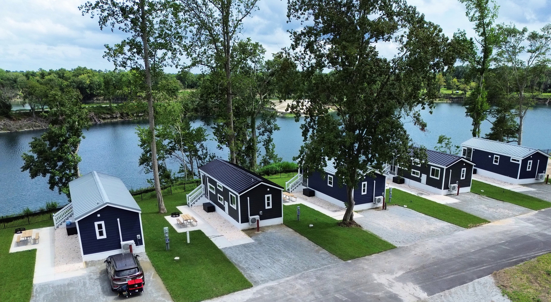 The Lakes RV & Cabin Resort