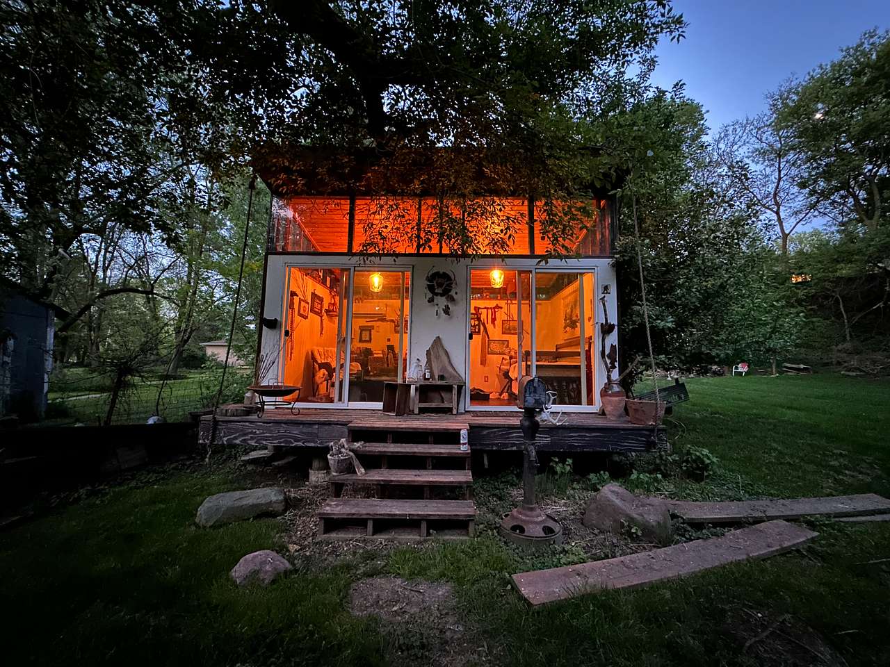 Arrowhead Lodge of SW. Iowa.