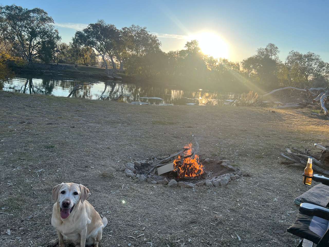 Rolling Hills & Riverside Camping