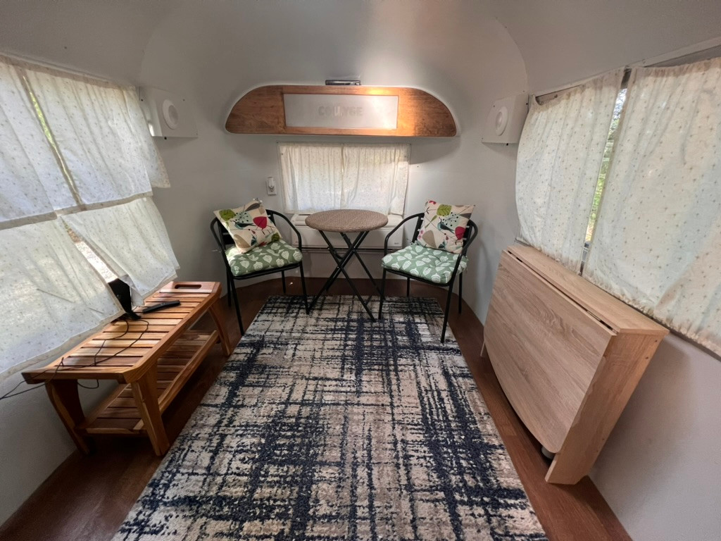 SilverStream Lodging