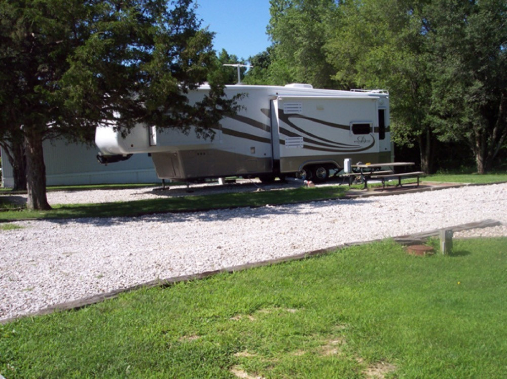 Lakeroad Village RV Park