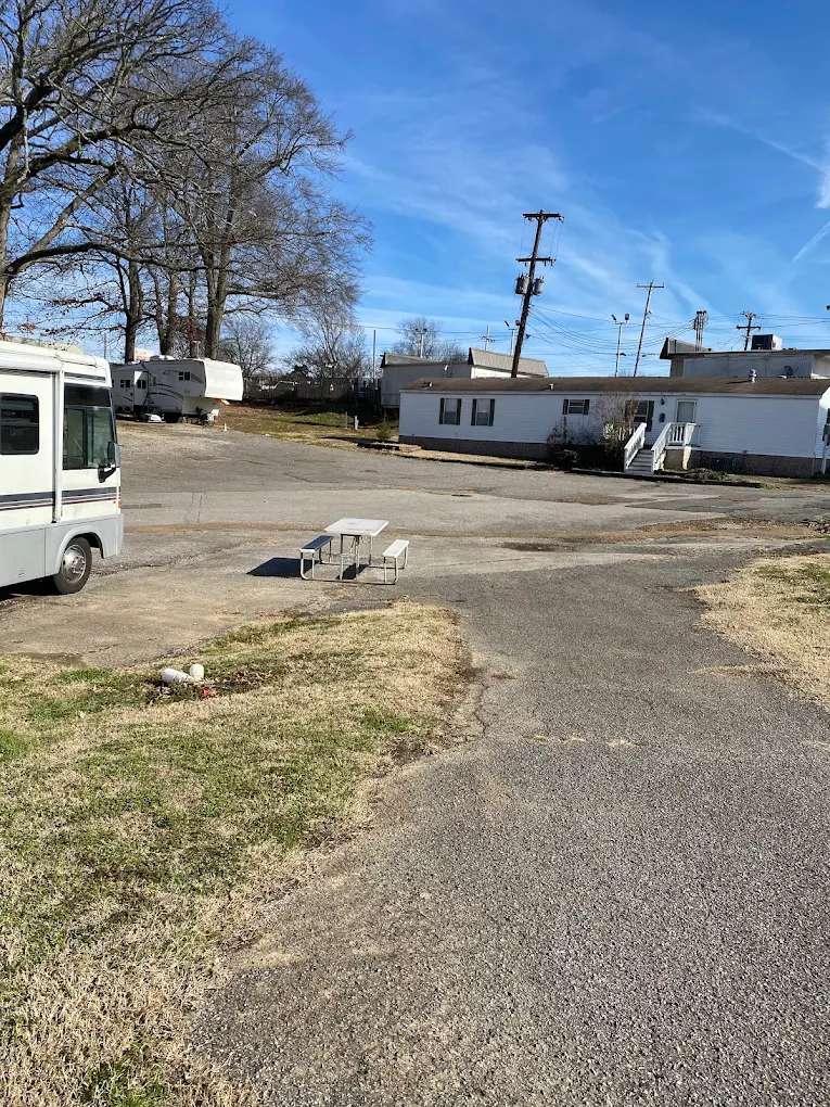 Elvis Presley Blvd RV Park