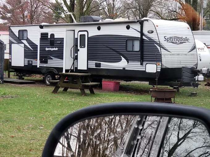 Acorn Oaks RV Park