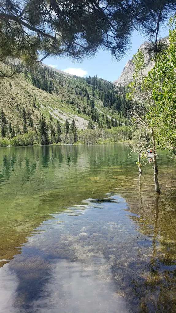 Lundy Lake Resort