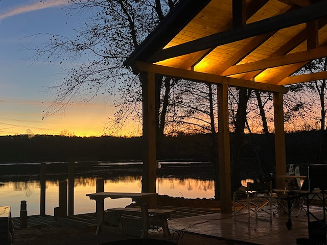 Riverside Rendezvous LLC