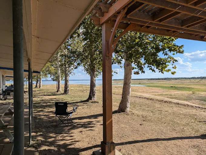 Oasis Lake Buchanan