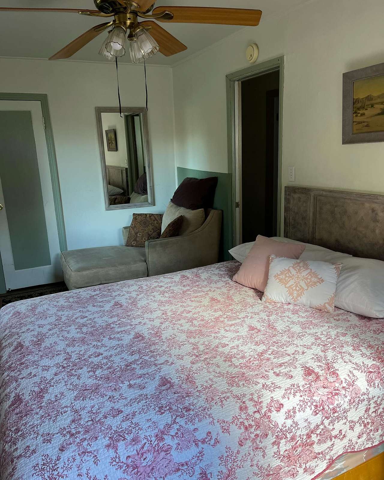 Sierra Gateway Cottages