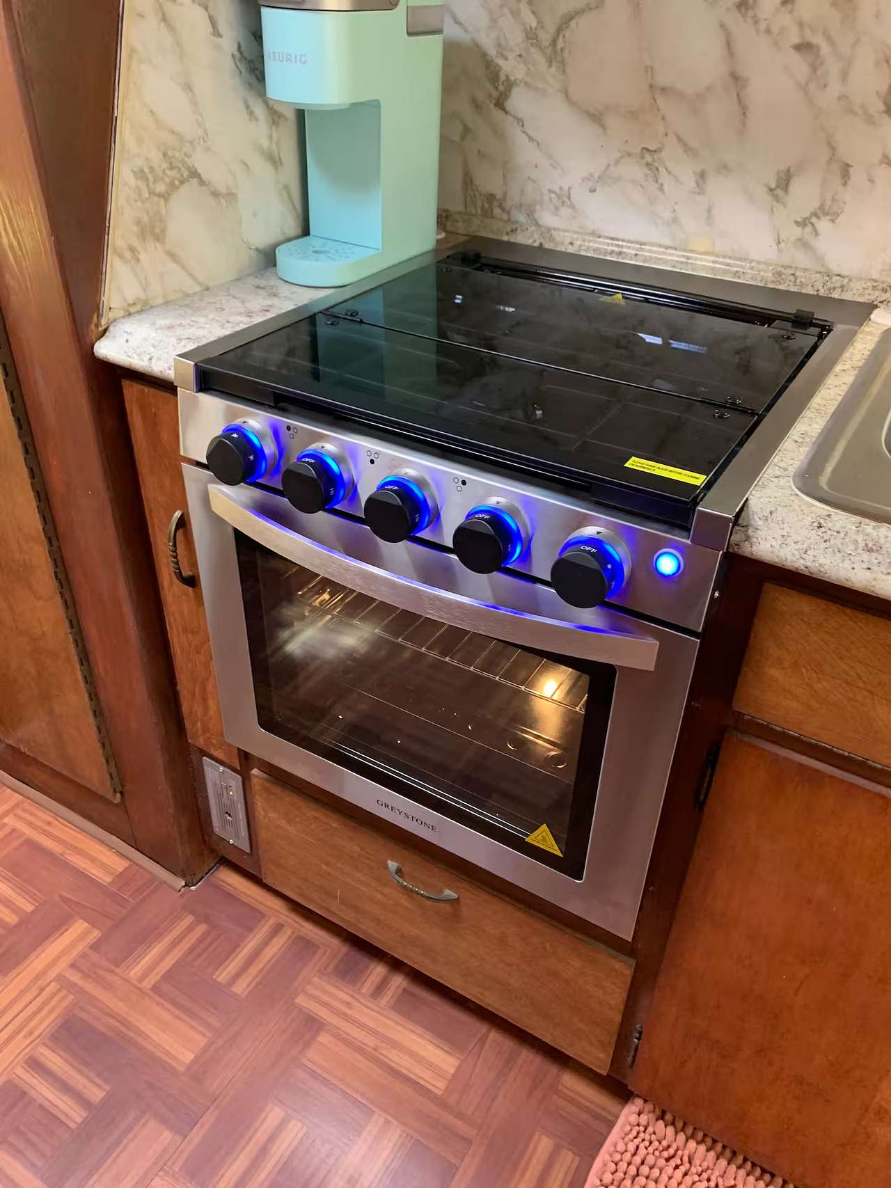 Retro - Vintage Pewter Palace Prime
