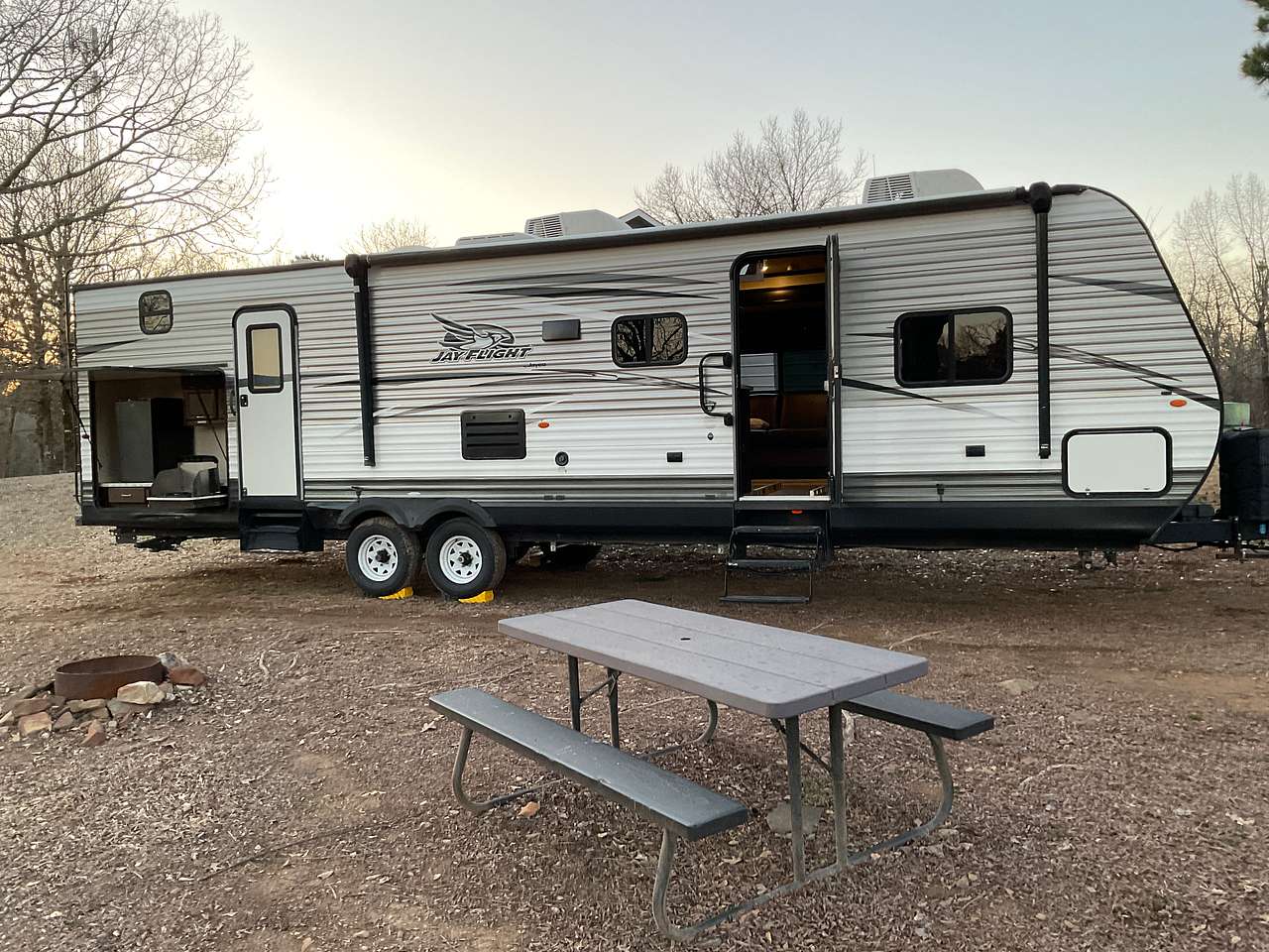 Cozy Broken Bow RV