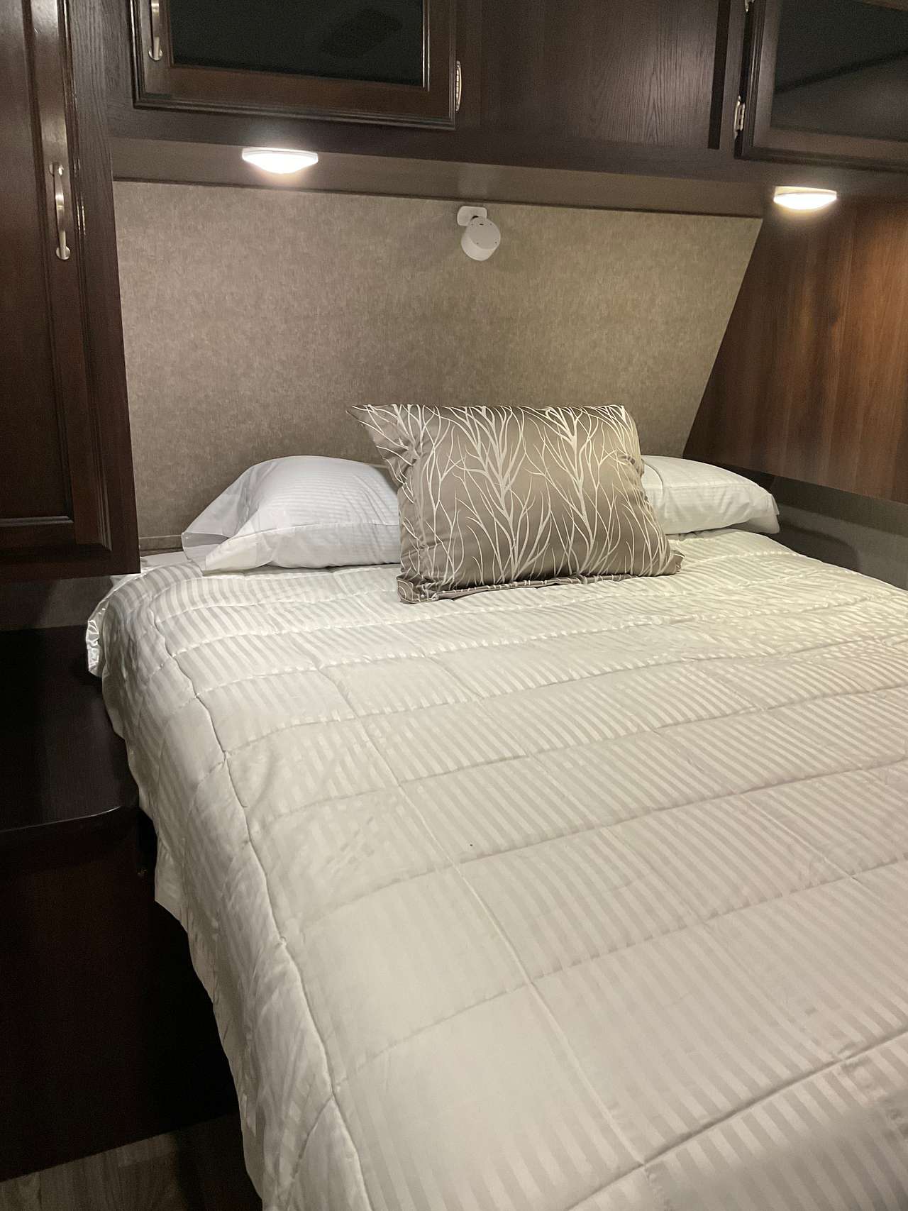 Cozy Broken Bow RV