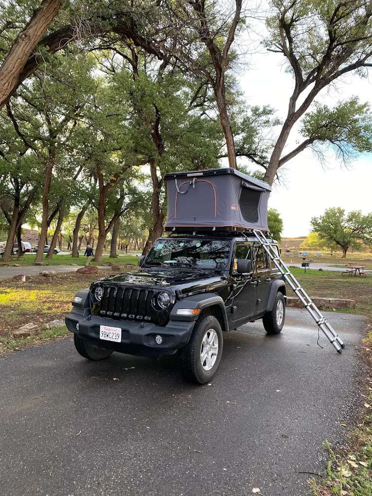 Tséyi' Diné Heritage Area - Cottonwood Campground at Canyon De Chelly