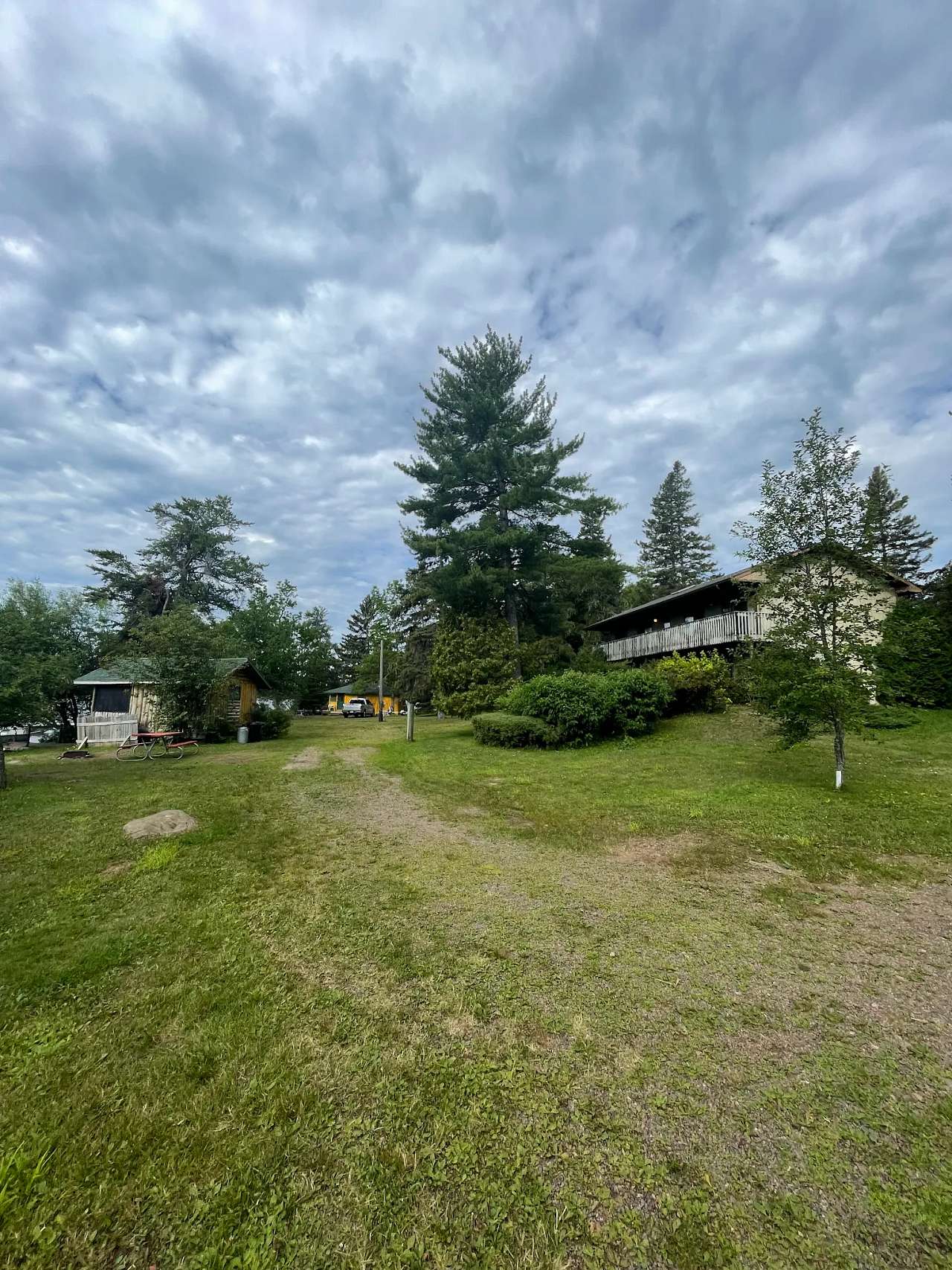 Lax Lake Resort