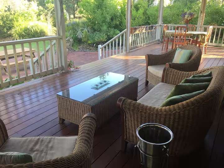 Lakeside Garden Chalet