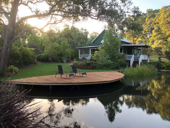 Lakeside Garden Chalet