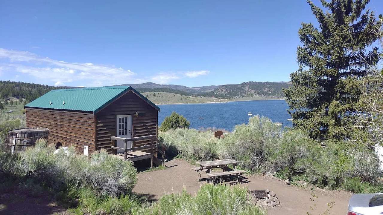 Bear Paw Fishing Resort and RV Park