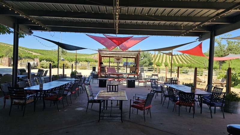 Dark Star Cellars