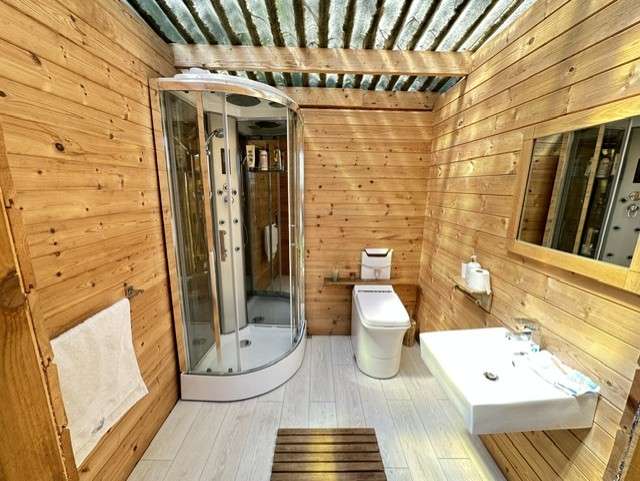 Jurassic Airstreams Spa Glamping