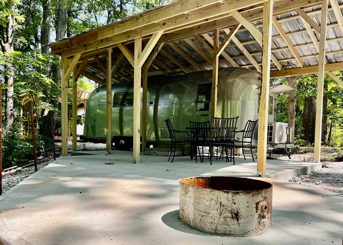 SilverStream Lodging
