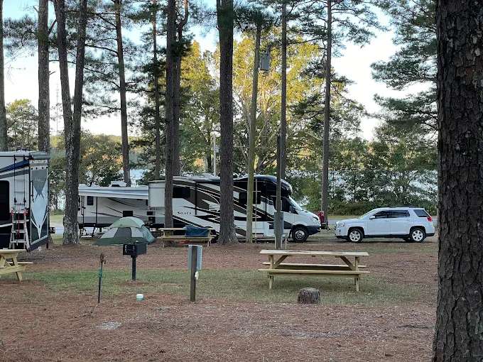 Whites Creek Lake County Campground