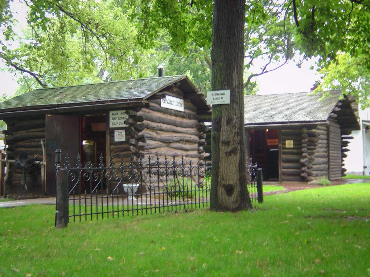 Pioneer Village Motel and Campground