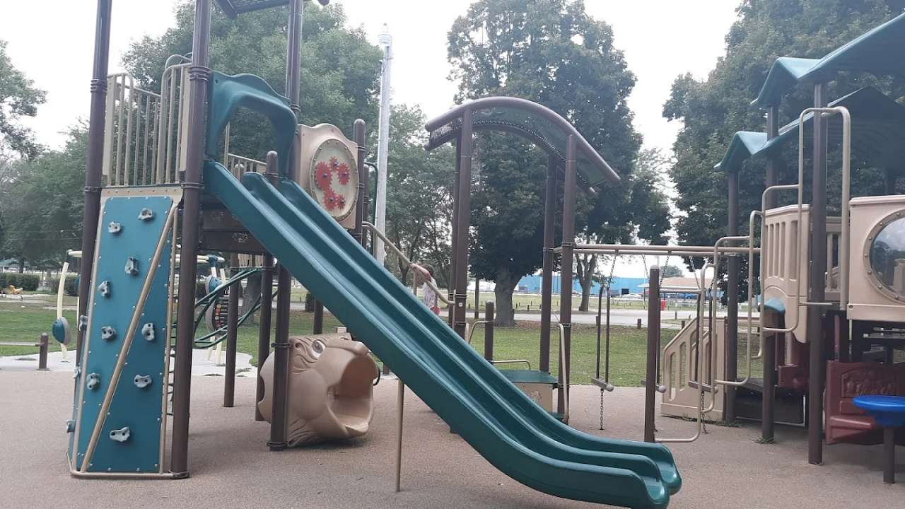 Ta - Ha - Zouka Park
