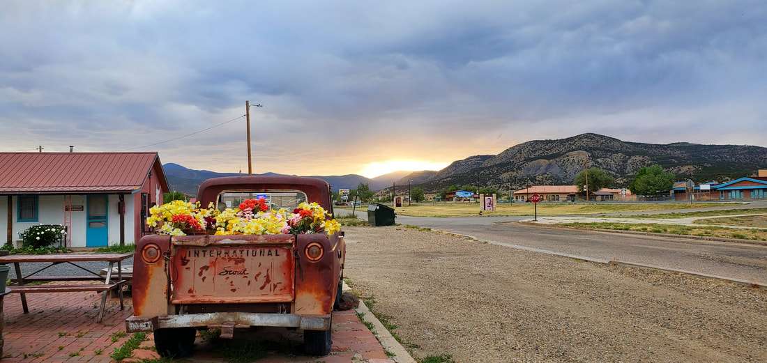 Cimarron Inn and RV Park