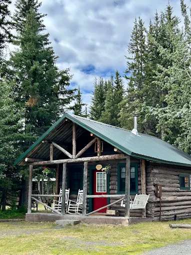Red Eagle Lodge and Campground