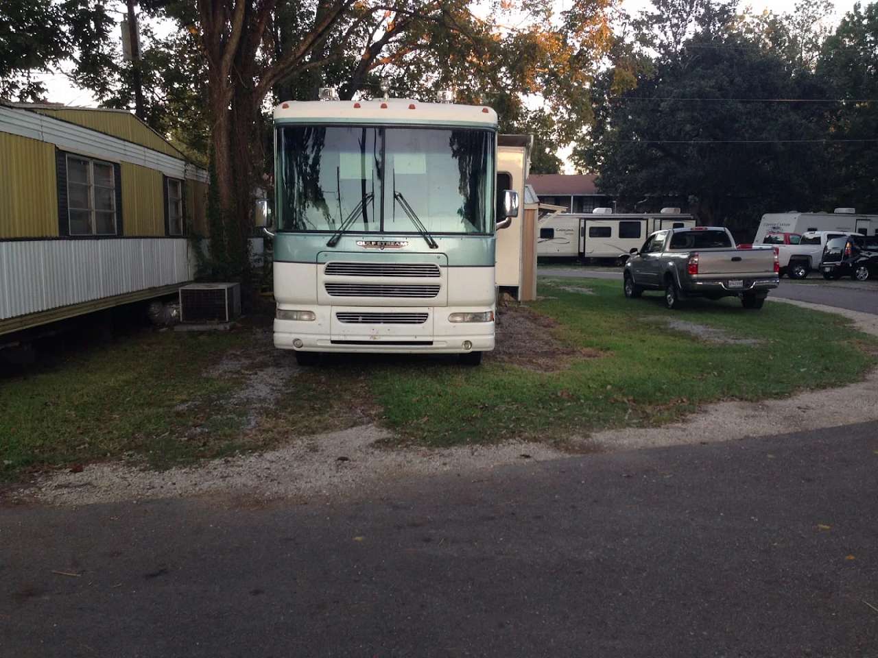 Courtneys RV Park