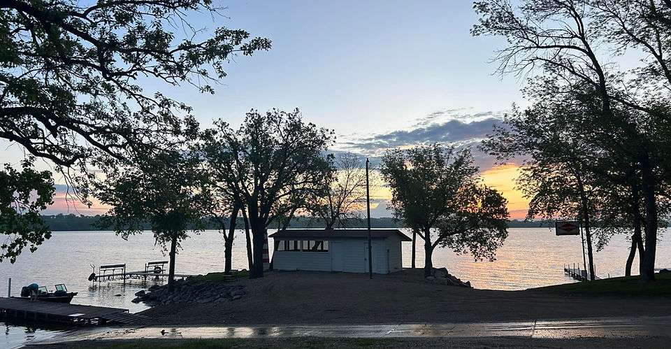 Schmidts Landing Resort
