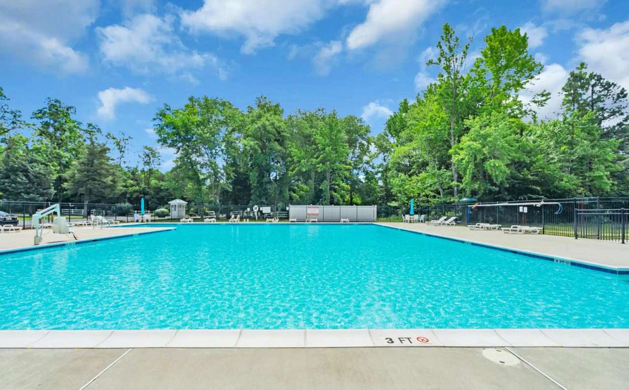 Crystal Springs Wilderness Lodges & RV Resort