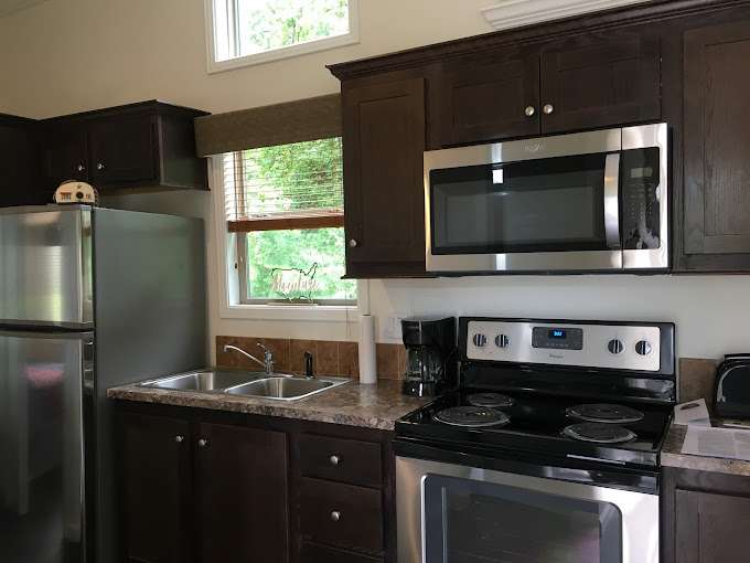 Crystal Springs Wilderness Lodges & RV Resort