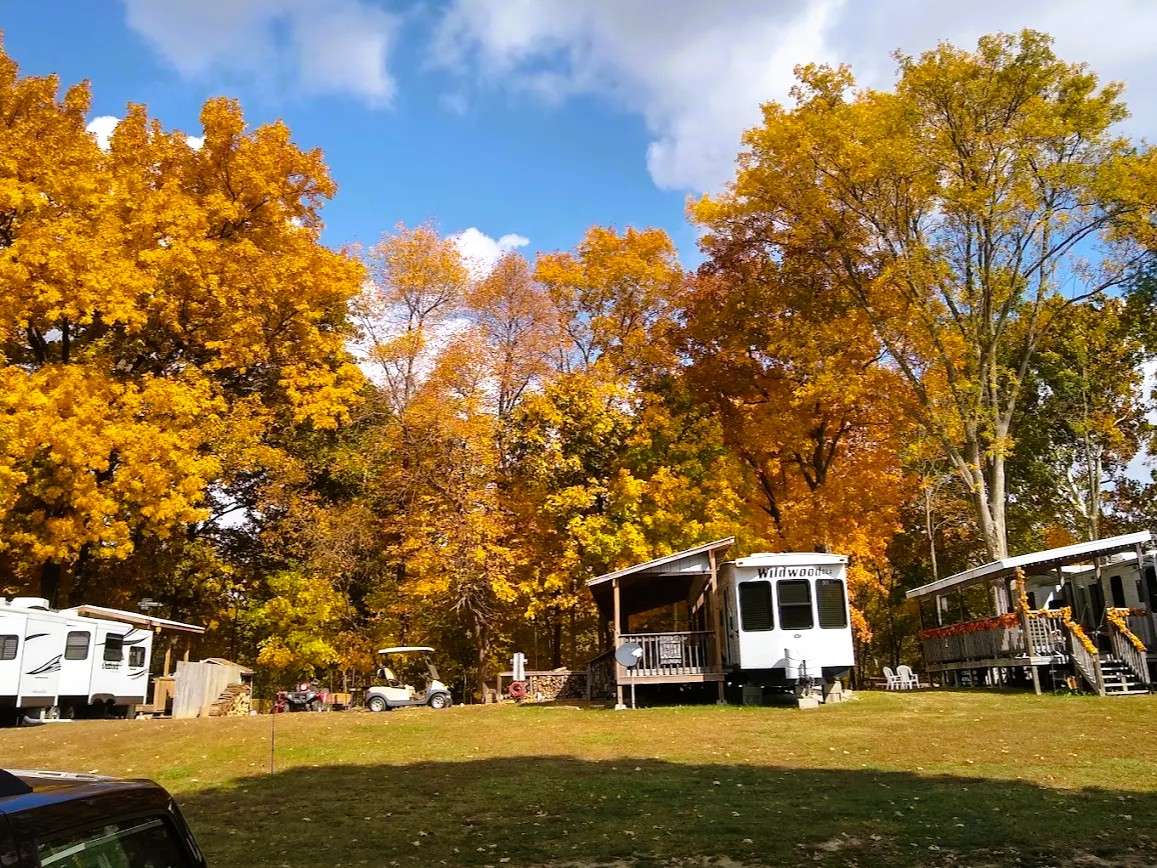 Charlarose Lake & Campground