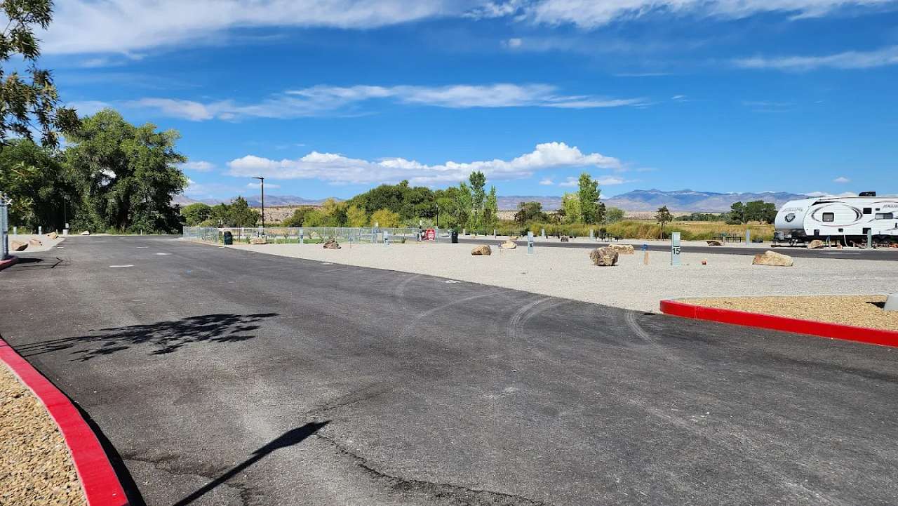 Green Valley Grocery RV Park