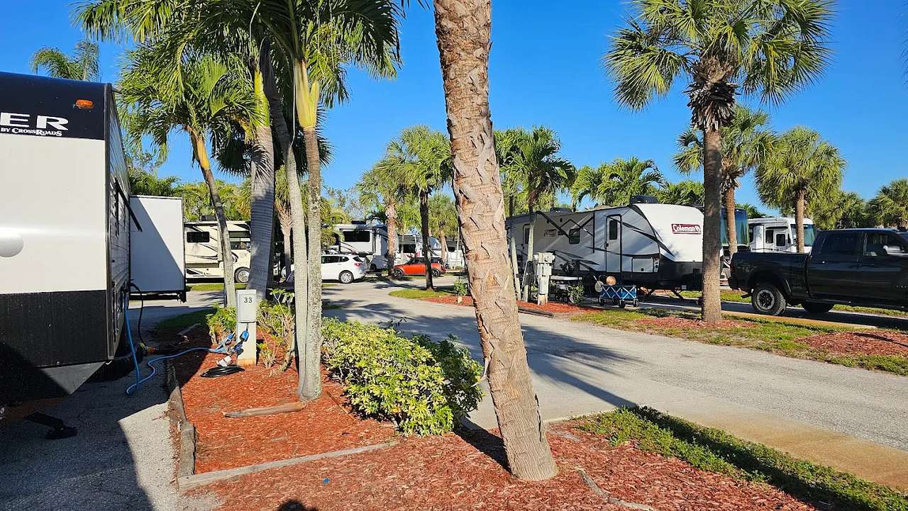 Neapolitan Cove RV Resort