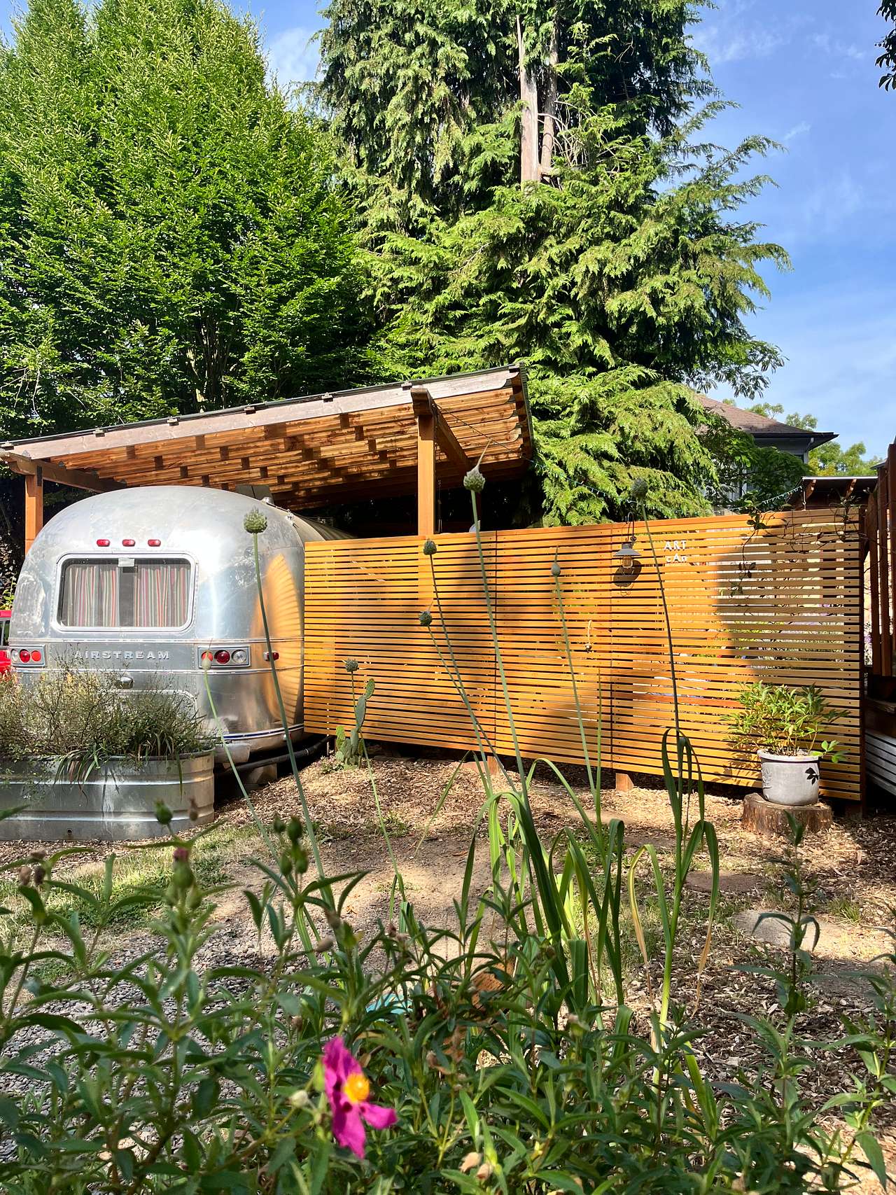 ART CAN Airstream + Sauna!