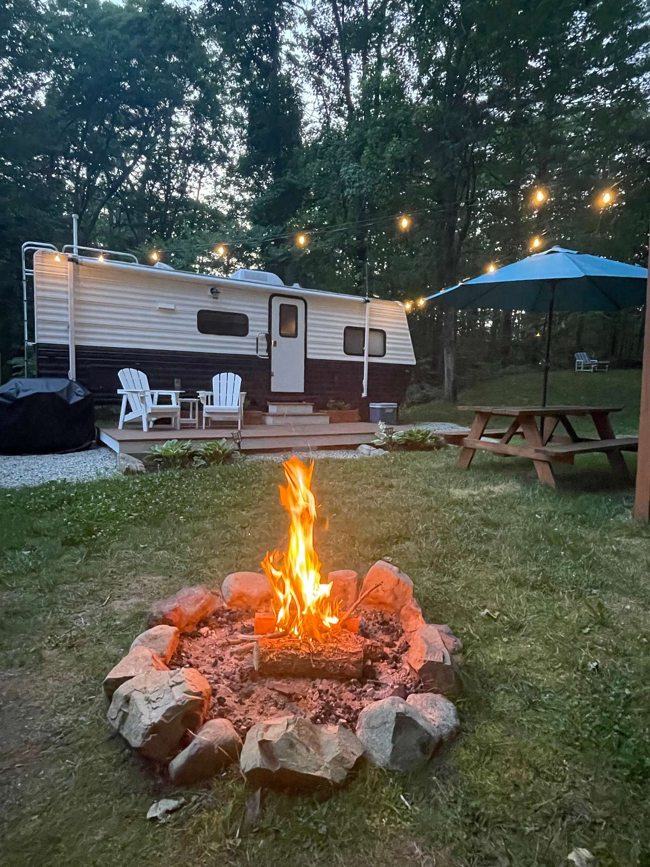 Private Cozy Camper Near Beaches