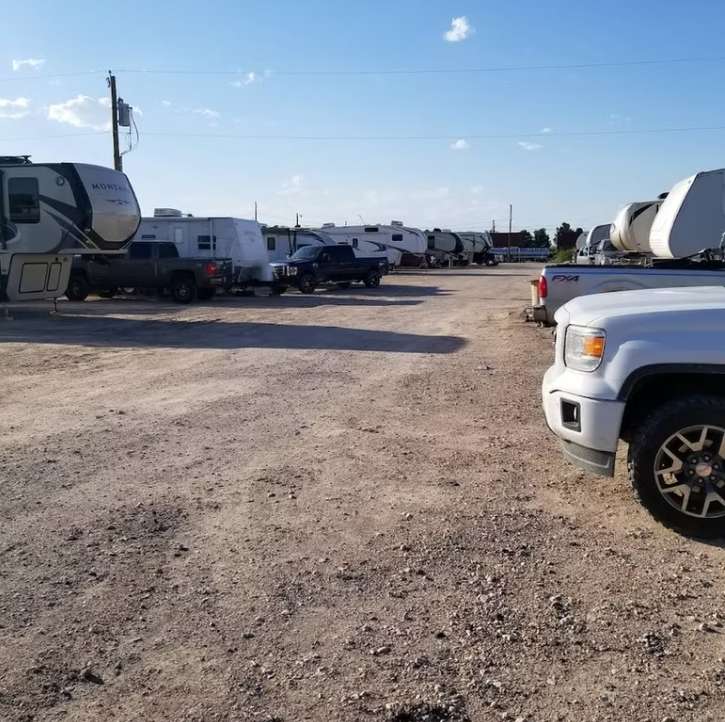 Sealy Street RV Park