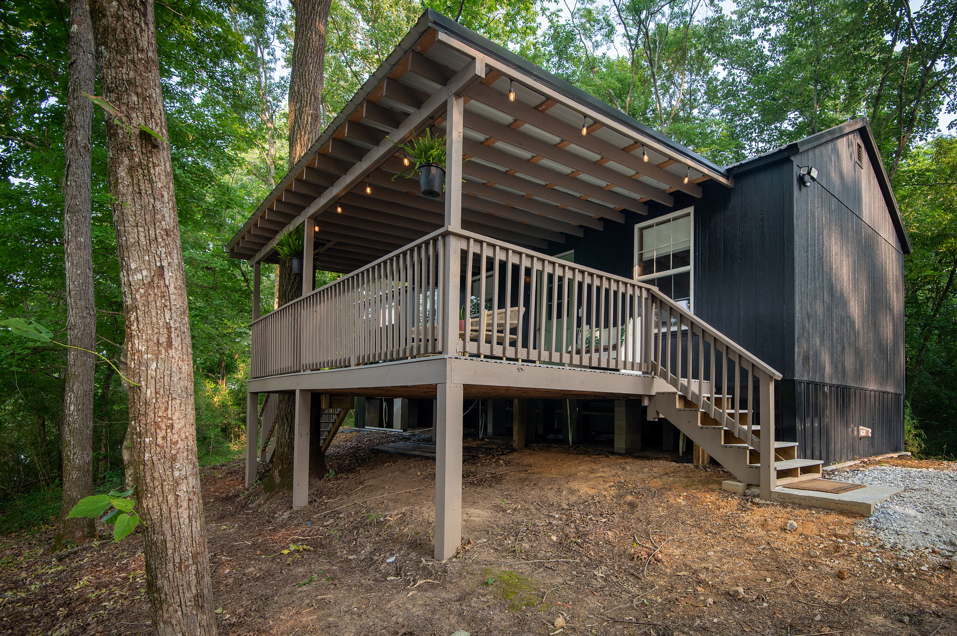 The Shoals Retreats at Lay Landing